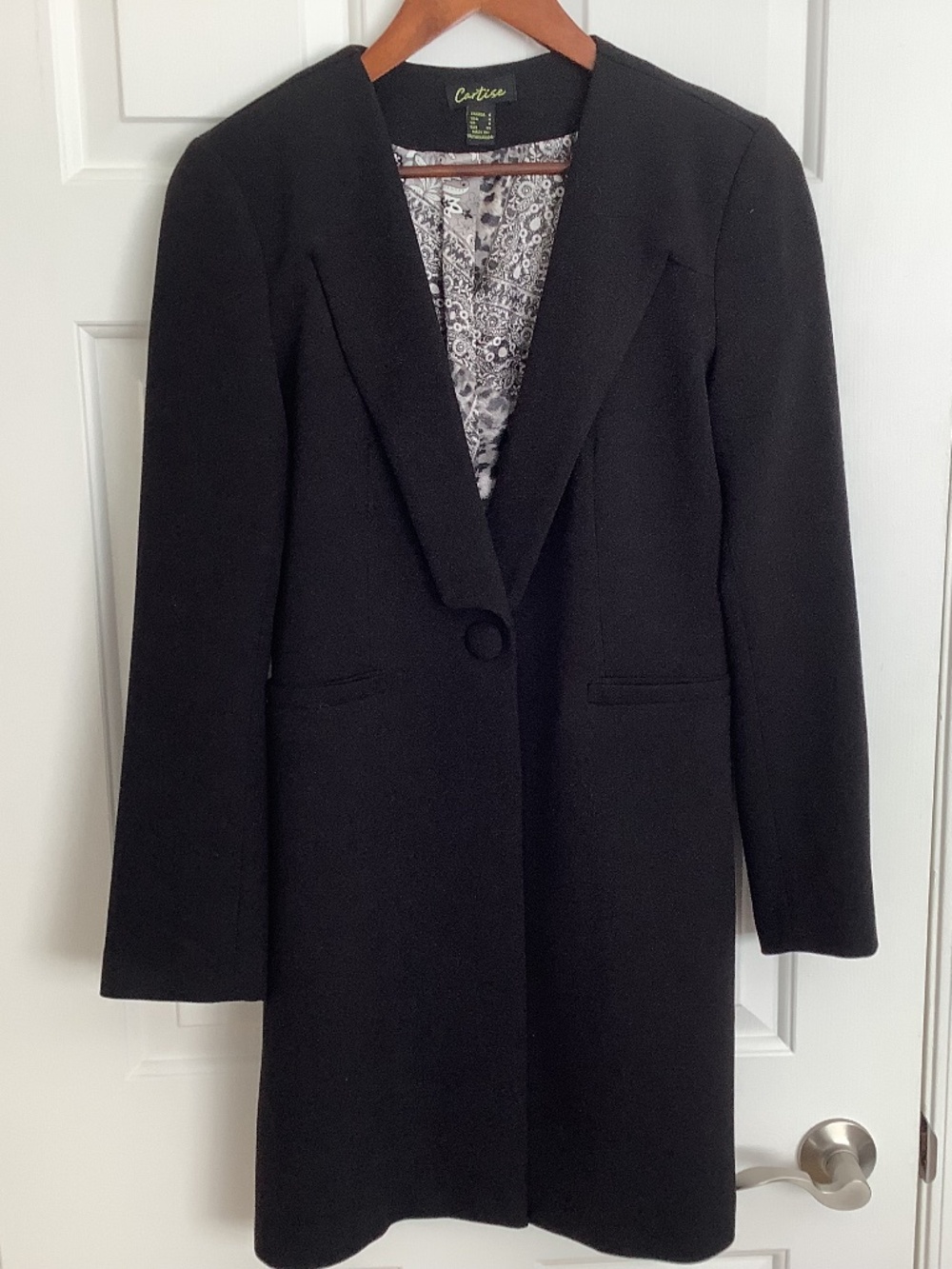 🇨🇦Cartise Beautiful long line blazer / coat